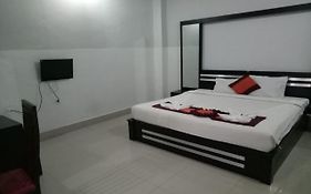 Capital O 2533 Shita Bali Hotel
