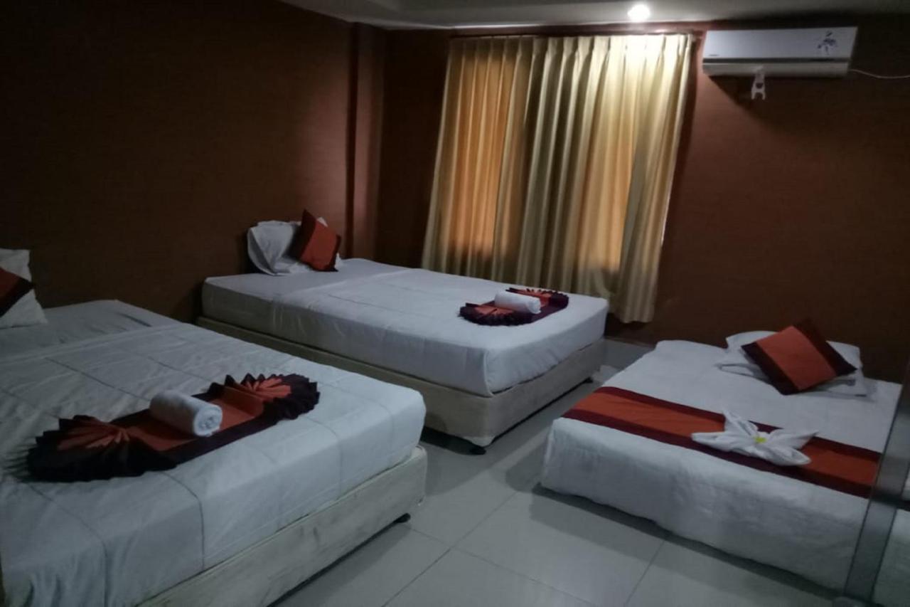 Capital O 2533 Shita Bali Hotel Jimbaran Buitenkant foto