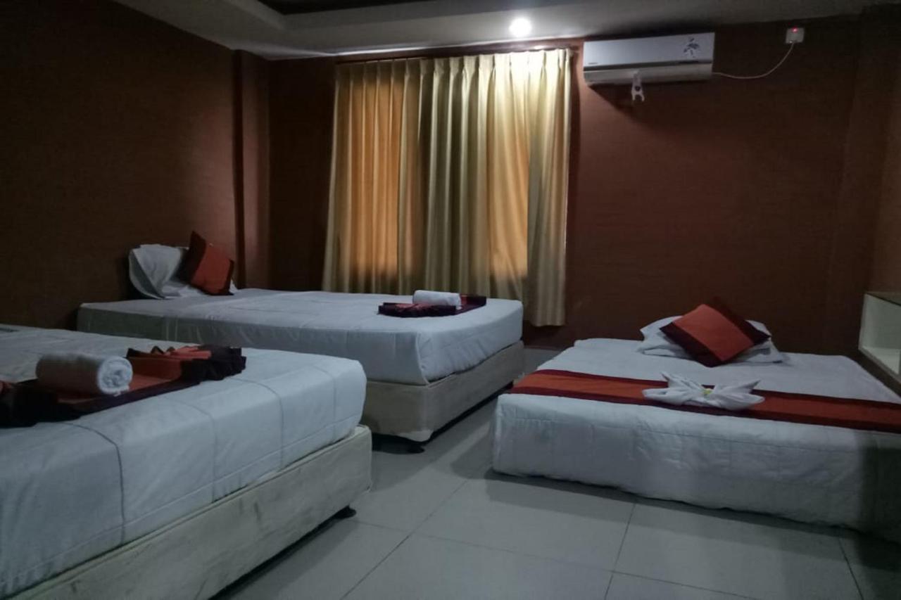 Capital O 2533 Shita Bali Hotel Jimbaran Buitenkant foto
